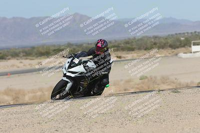 media/Oct-02-2025-Racers Edge (Thu) [[2c91cb6ab3]]/3-B Group/Session 1-Turn 9 Inside (1020am)/